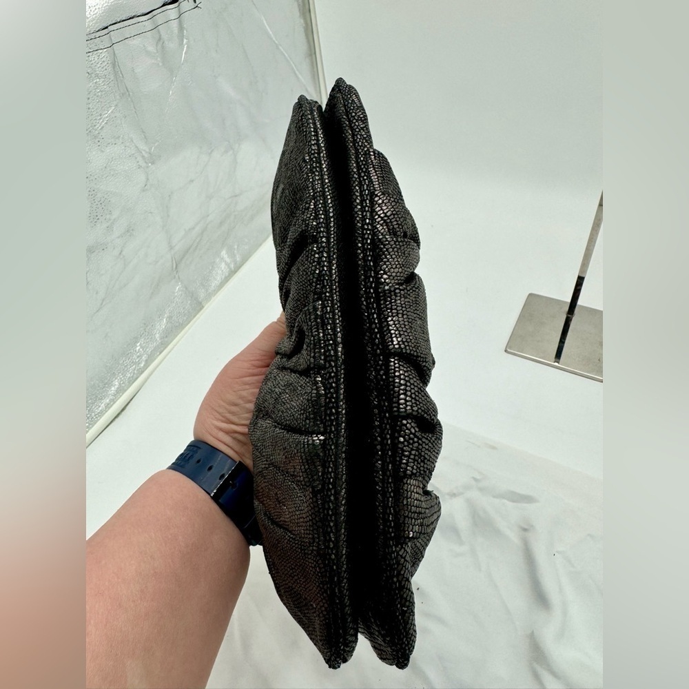 Tracy Reese Black‎ Sequel Kisslock Clutch - Picture 10 of 10